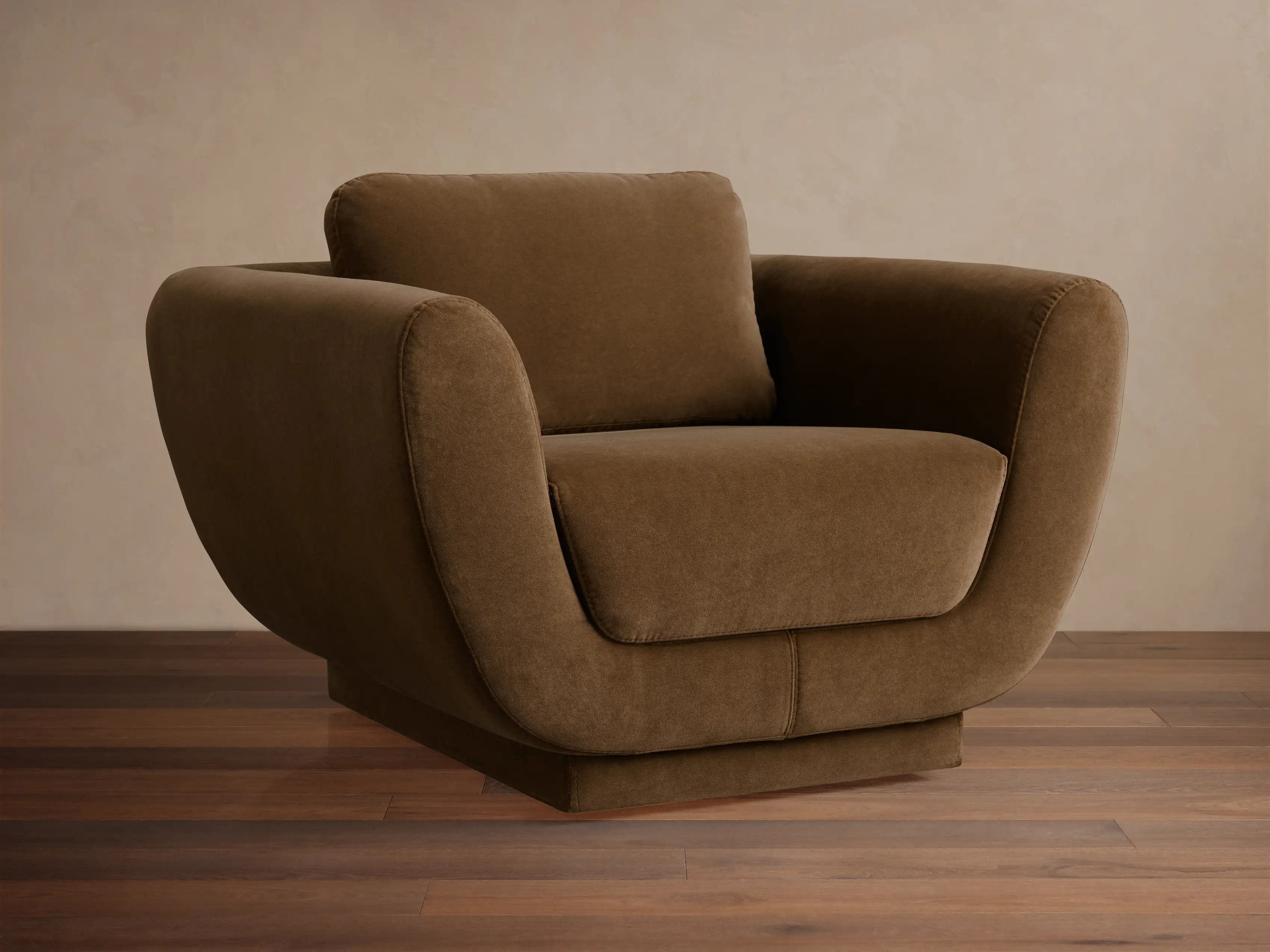 Fontana Swivel Chair | Arhaus