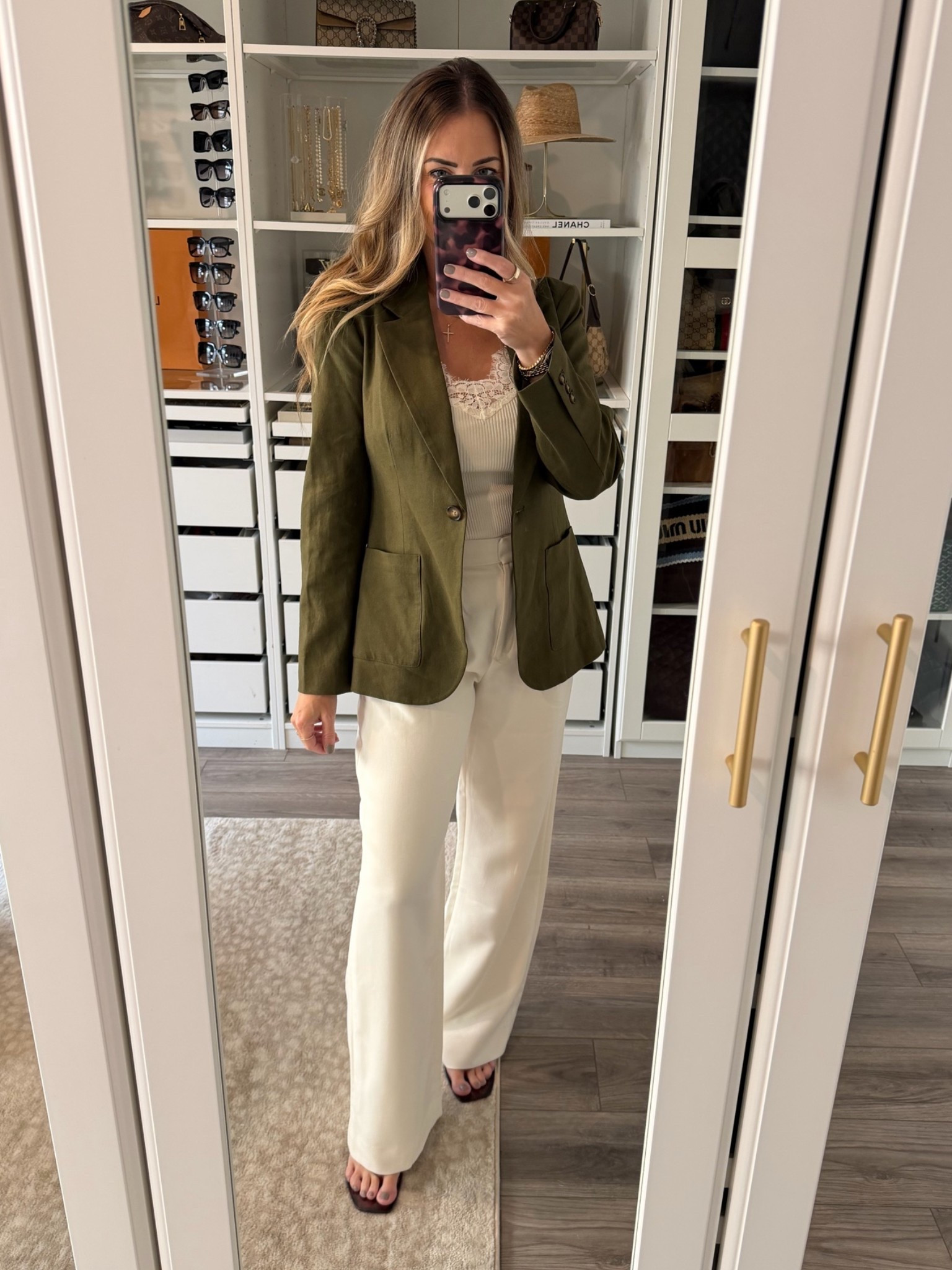 This blazer is so versatile! So easy to dress up or down. Wearing a size small.

#LTKootd #LTKgrwm #LTKmomlife