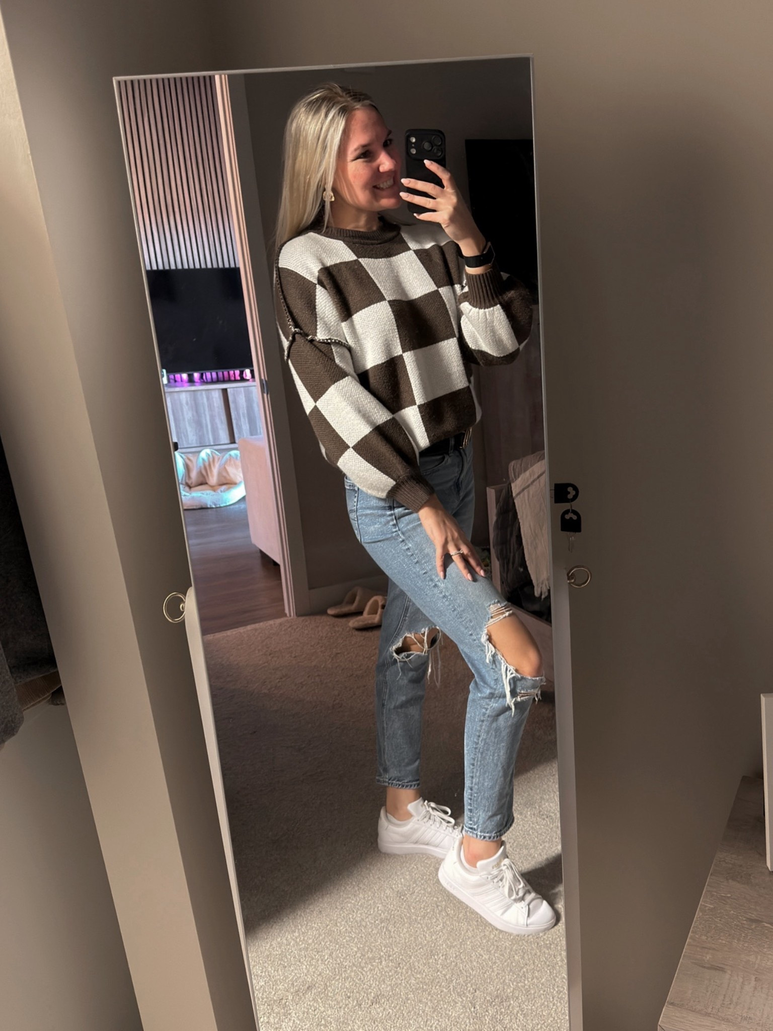 Casual but affordable outfit for a coffee shop visit 🤎🤍

#LTKgrwm #LTKdayinmylife #LTKootd