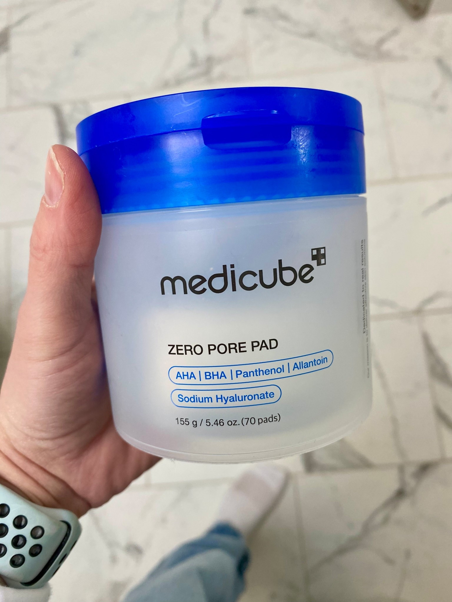 GAME CHANGER!!! I thought I was going to be scammed but this has changed my pores (especially in my nose area). With all of my exercise and running, I tend to have larger pores on my nose. They have significantly improved! Highly recommend 

#LTKmorningroutine #LTKselfcare #LTKdayinmylife
