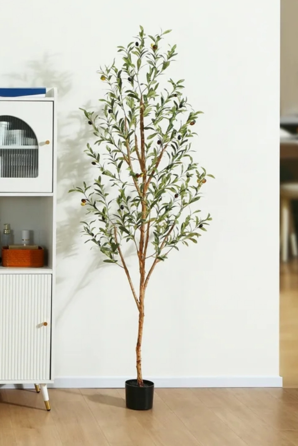 Flash sale on my faux olive tree!

#LTKFindsUnder50 #LTKHome #LTKFindsUnder100
