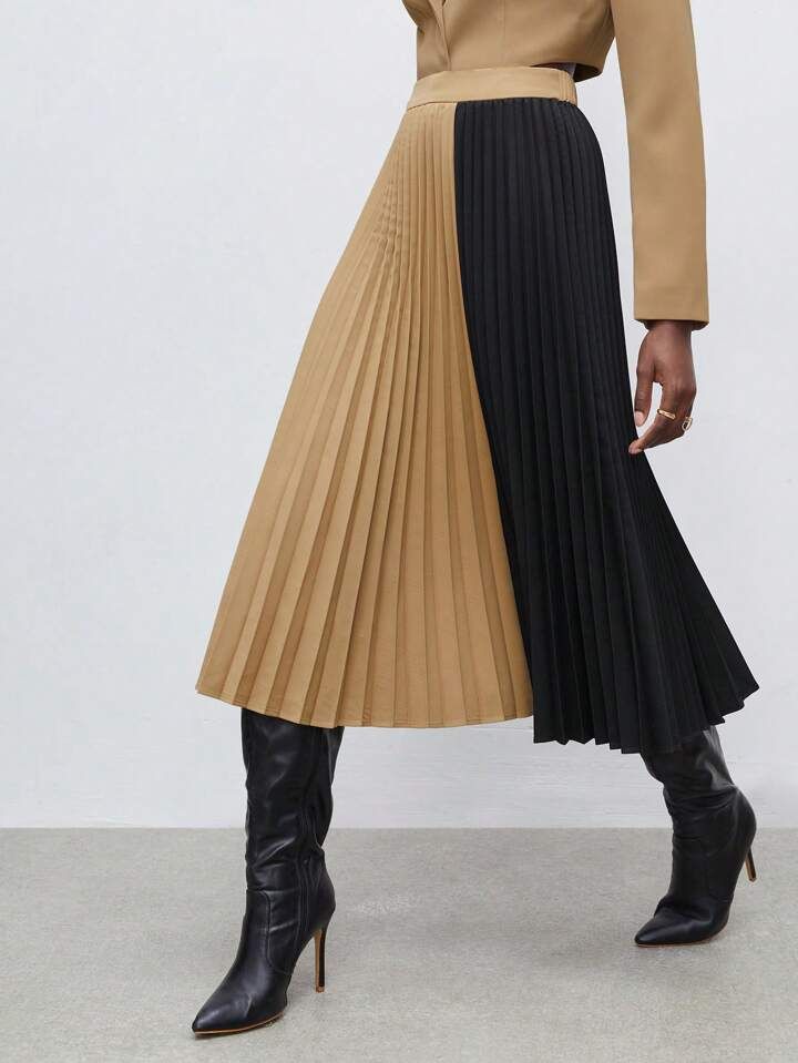 SHEIN BIZwear Two Tone Pleated Skirt | SHEIN