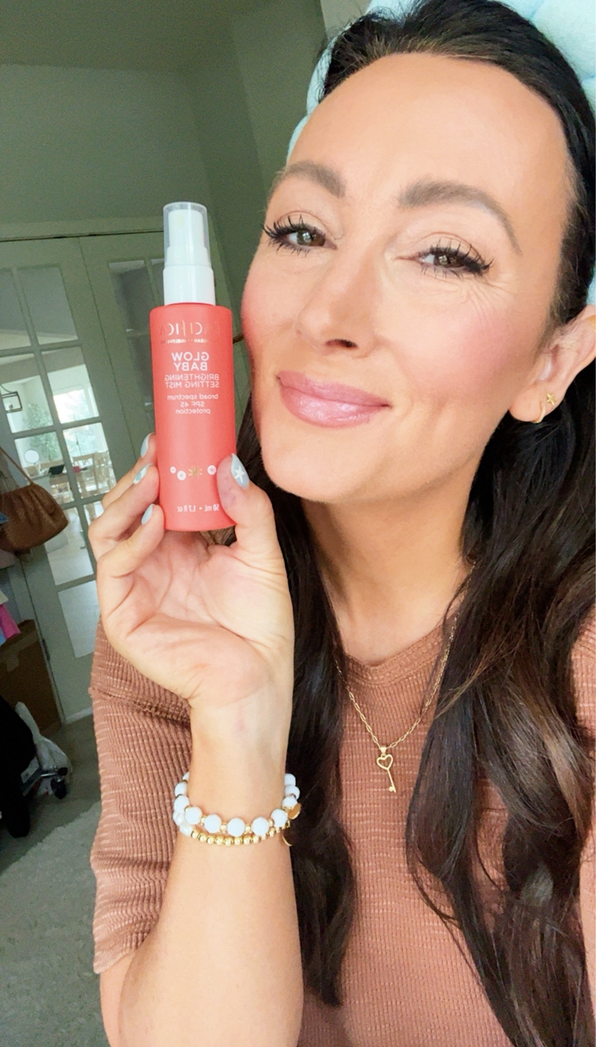 
#ad 🎯 LOVING this affordable setting mist with SPF 45 from @pacificabeauty at @target! 🎯 #TargetPartner #Target


#LTKFindsUnder50 #LTKBeauty