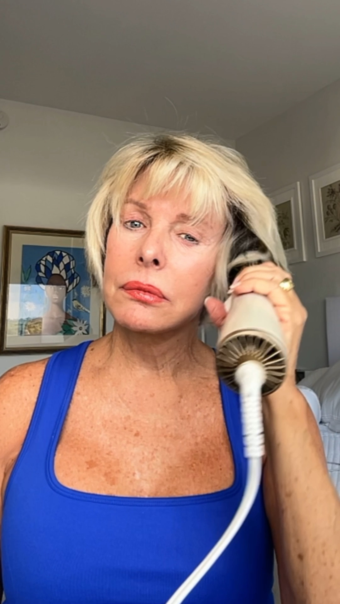 ✨ Rotating Hair Dryer Brush Spinning ✨
Un secador, peine y cepillo de styling en uno. Con potencia mejorada y rotación en ambas direcciones para dar volumen, ondas y rizos perfectos sin esfuerzo. 💨💁‍♀️

🩵You must be following me to receive the shop-able links
💙Debes seguirme para recibir los enlaces de compra

#RotatingHairDryerBrush #BlowDryerBrush #HairStylingTools #VoluminousHair #CurlyHairGoals #SalonStyleAtHome #BeautyTools #HairCareRoutine #annettevaillant #MujeresSinFechaDeExpiracion #WomenWithNoExpirationDate

Music: Booster
Musician: AlexGuz

#LTKBeauty #LTKStyleTip