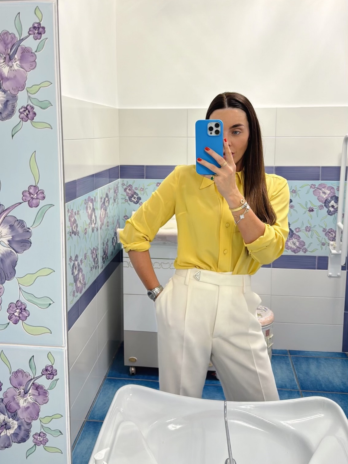 Obsessing over this shade of yellow