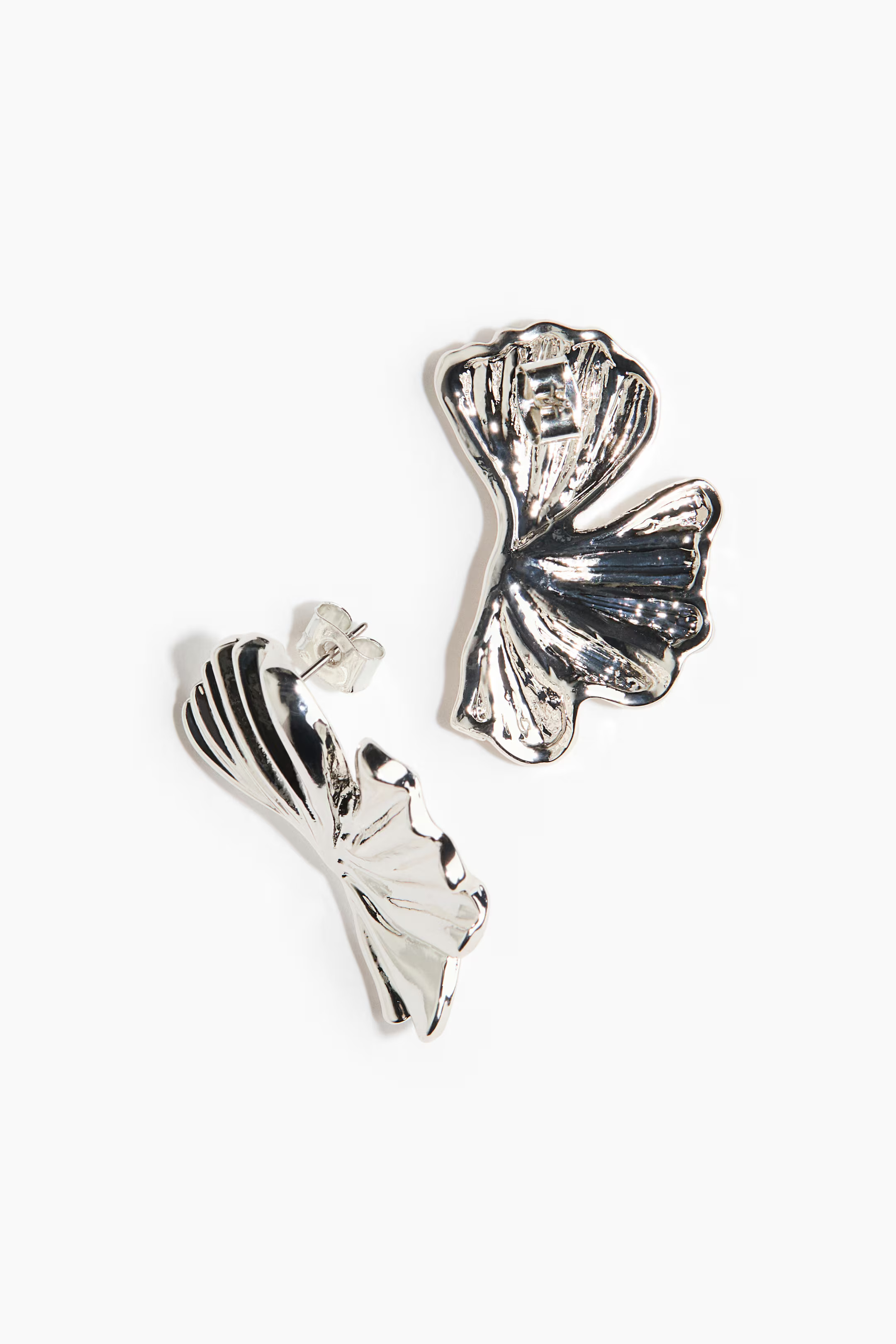 Petal-Shaped Earrings | H&M (US + CA)