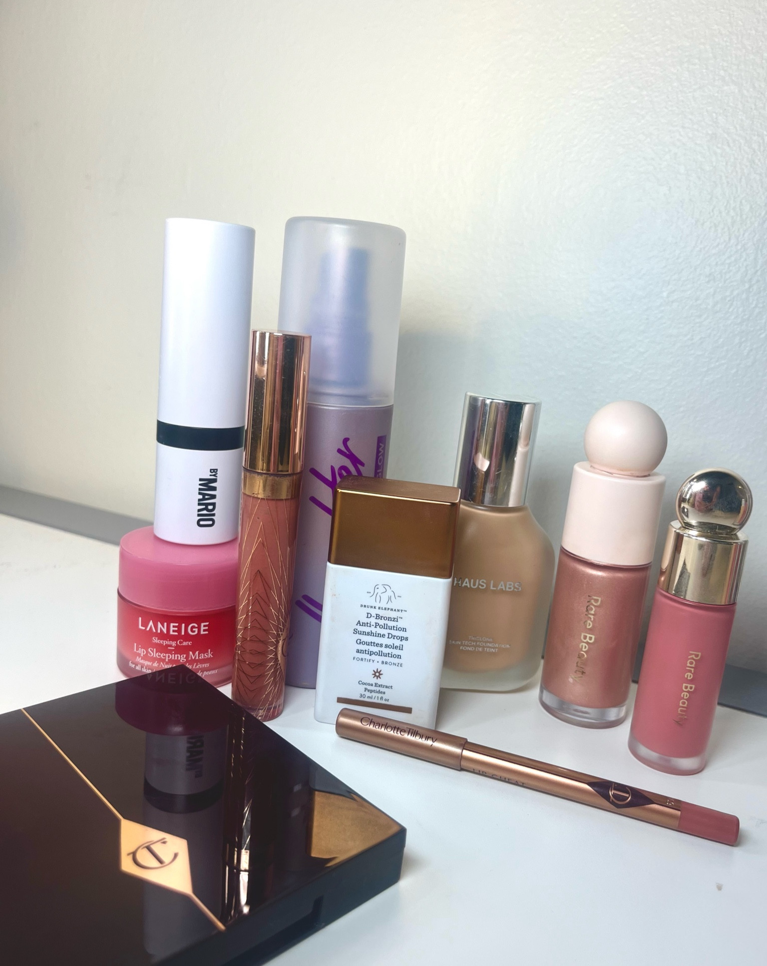 Just some of my makeup essentials!! 

#LTKbeauty #LTKitbag #LTKfindsunder50