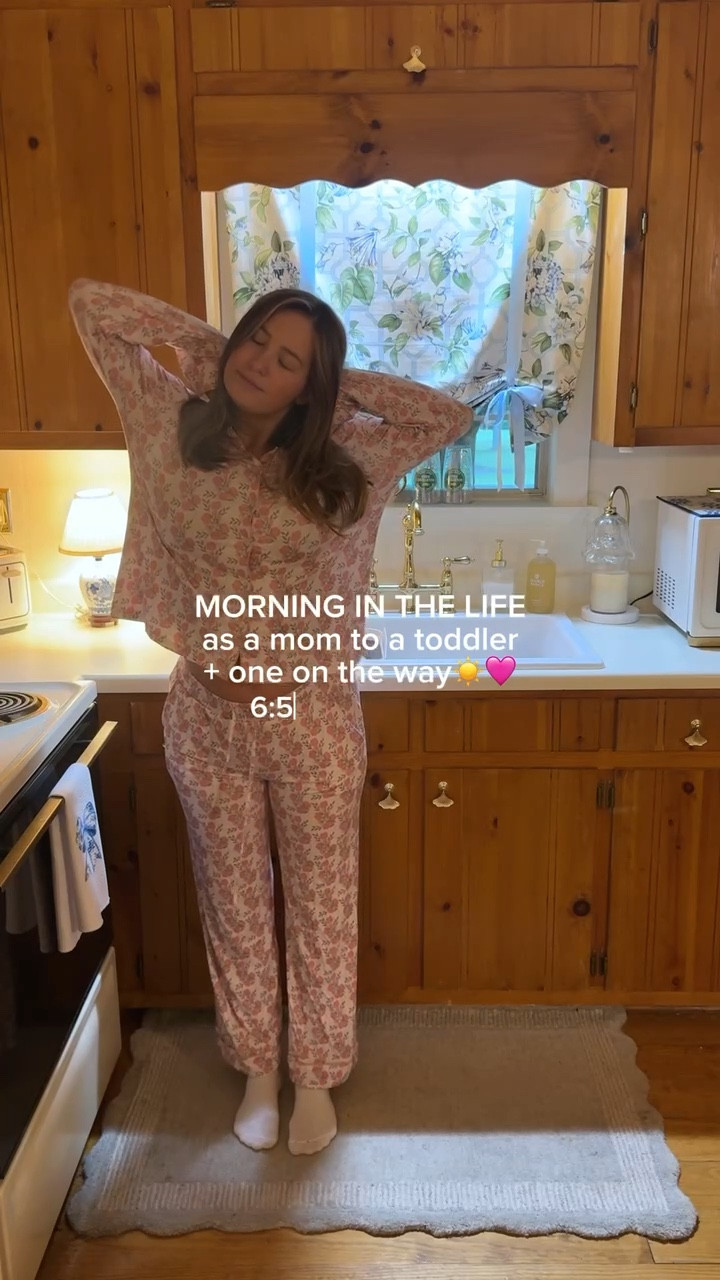 Morning in the life as a mom to a toddler + one on the way 💗☀️

#LTKStyleTip #LTKFamily #LTKBump