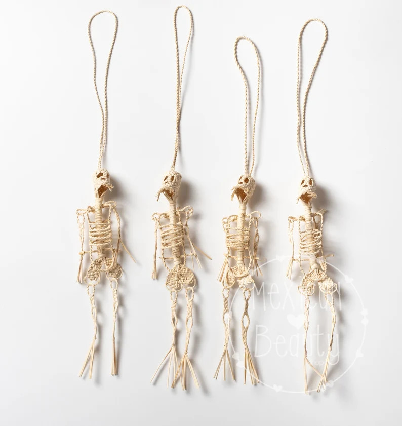 Hand Woven Jipijapa Ornament, Mexican Straw Skeleton Ornament ONE PIECE - Etsy | Etsy (US)