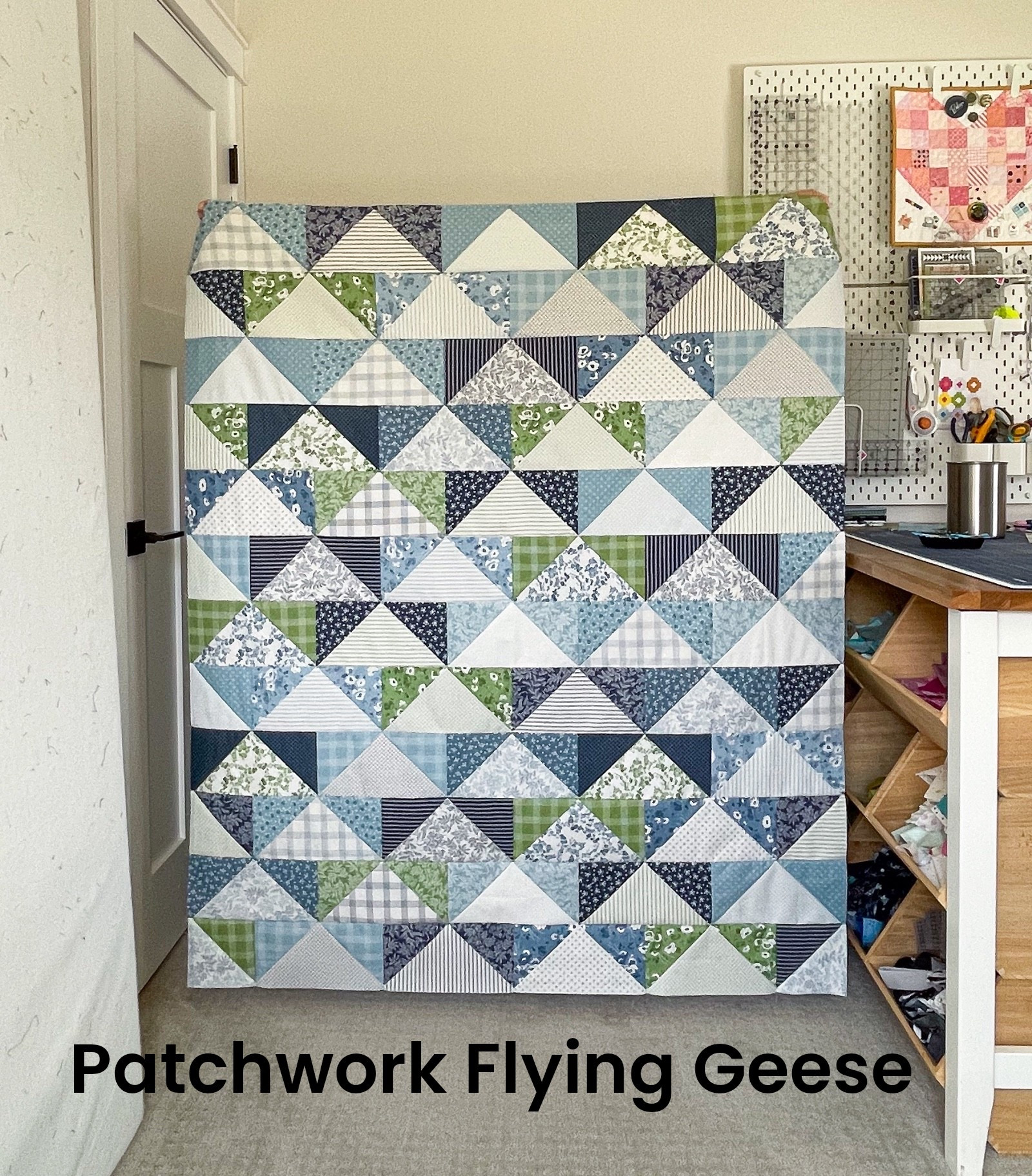 Patchwork Flying Geese quilt pattern in my shop:  quiltyloveshop.com