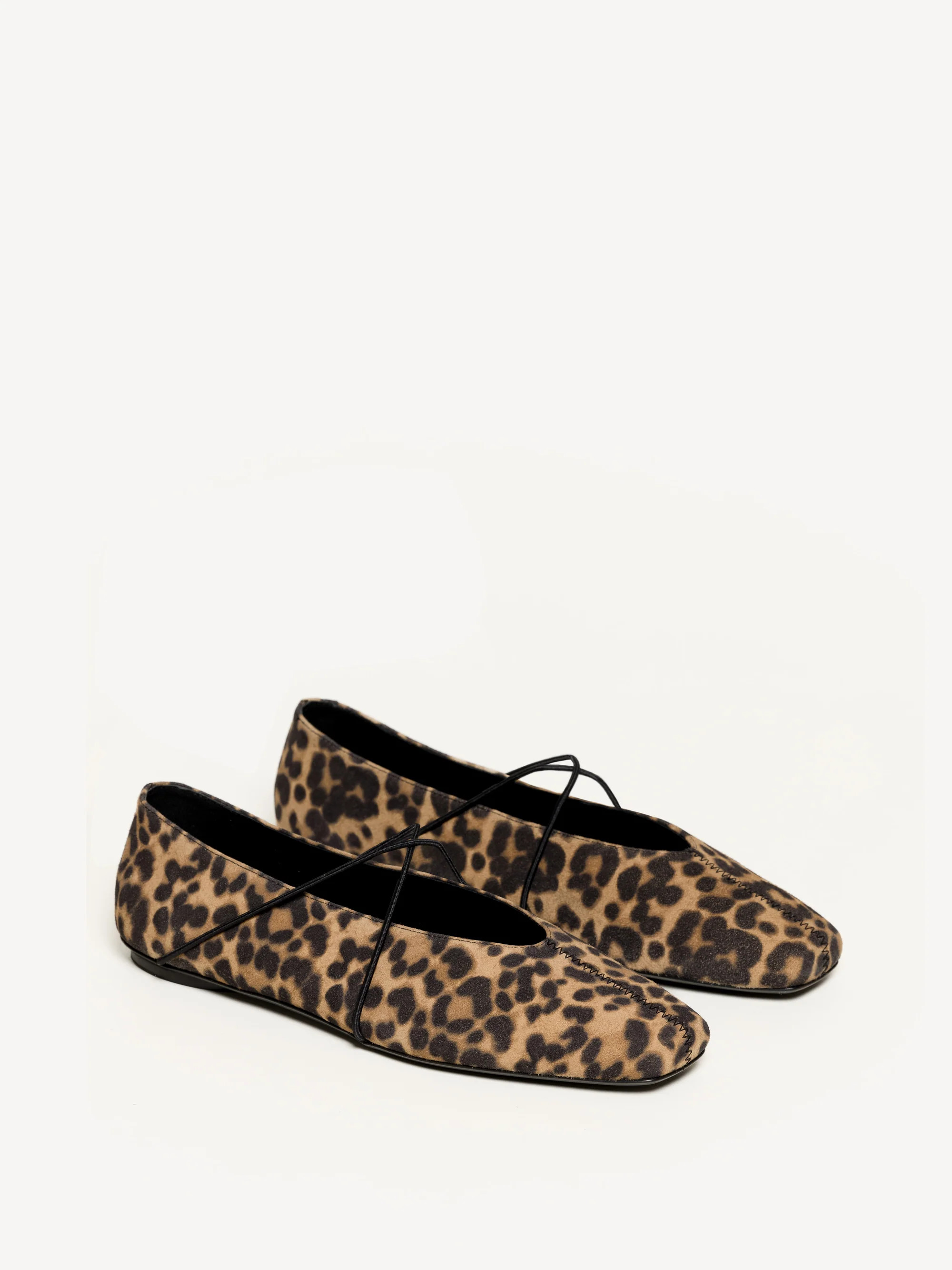 The Una | M.GEMI