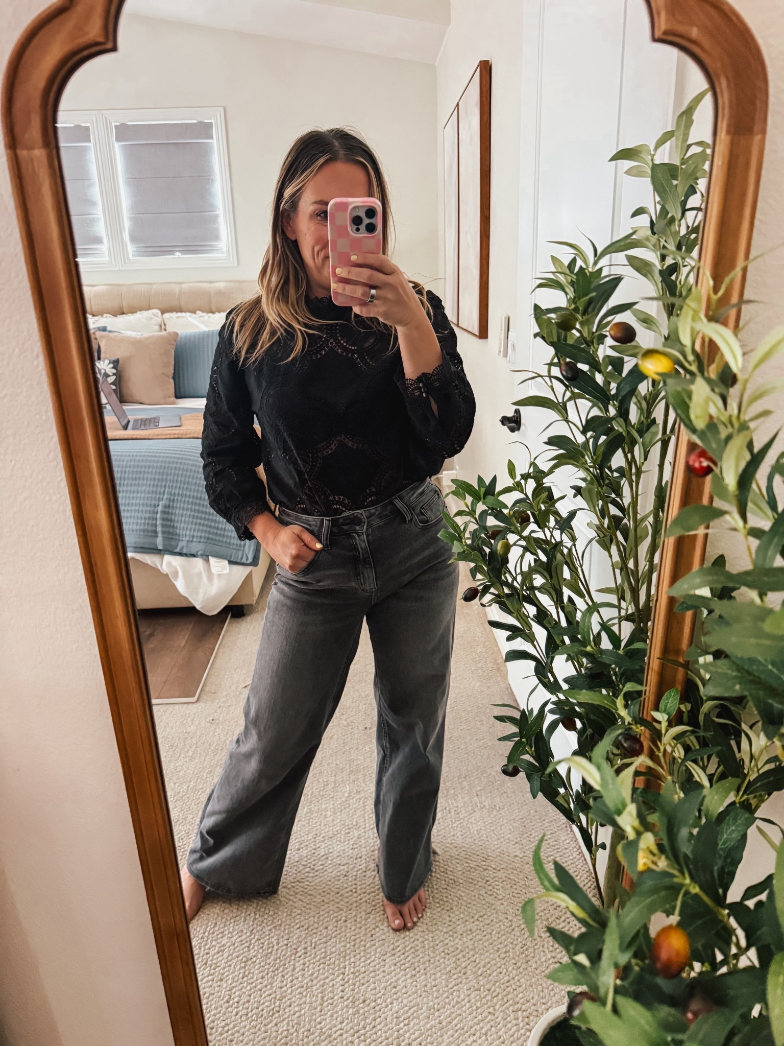 Versatility is key when adding new pieces to your wardrobe. This look works for the office or even a casual dinner date

Wearing size 6 in top and 27 regular in jeanns

#LTKWorkwear