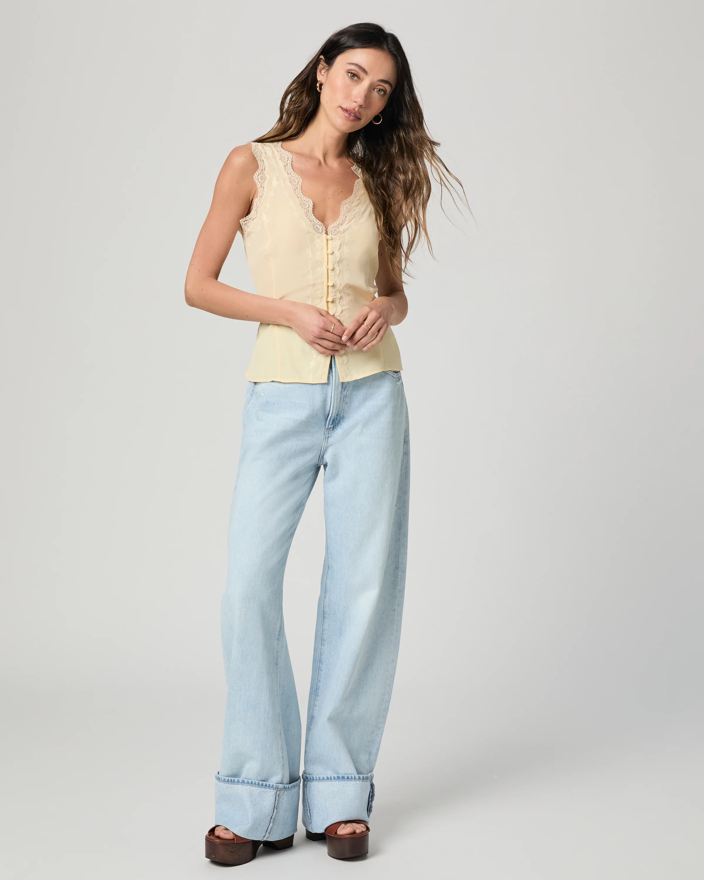Arellia 32" Barrel Leg Jean | Paige