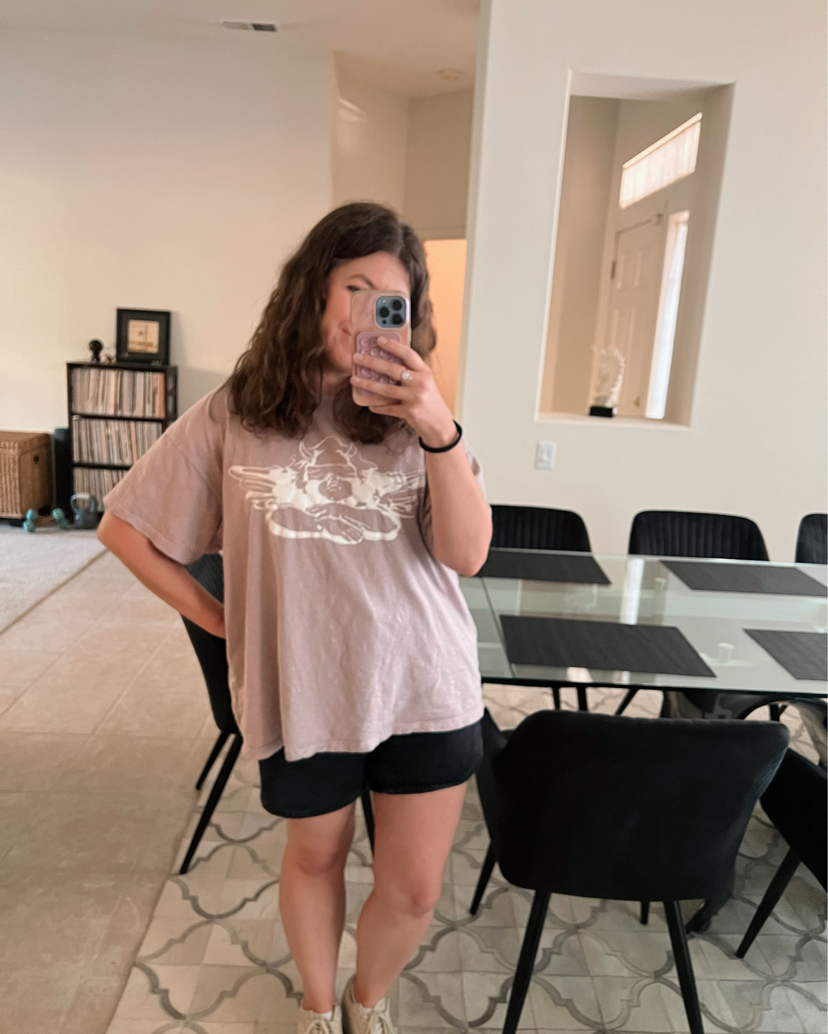 👼 After a weekend of snow and rain, we’re back to summer weather. Enjoying it in my jorts and boys lie tee 🖤 This pair of jorts from Agolde was featured in a Vogue article covering the trend 💃

Linked below! 

#agolde #revolve #boyslie 

#LTKStyleTip #LTKMidsize #LTKSeasonal