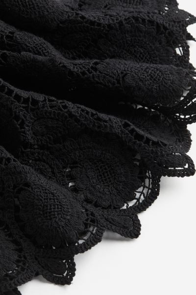 Lace top | H&M (UK, MY, IN, SG, PH, TW, HK)