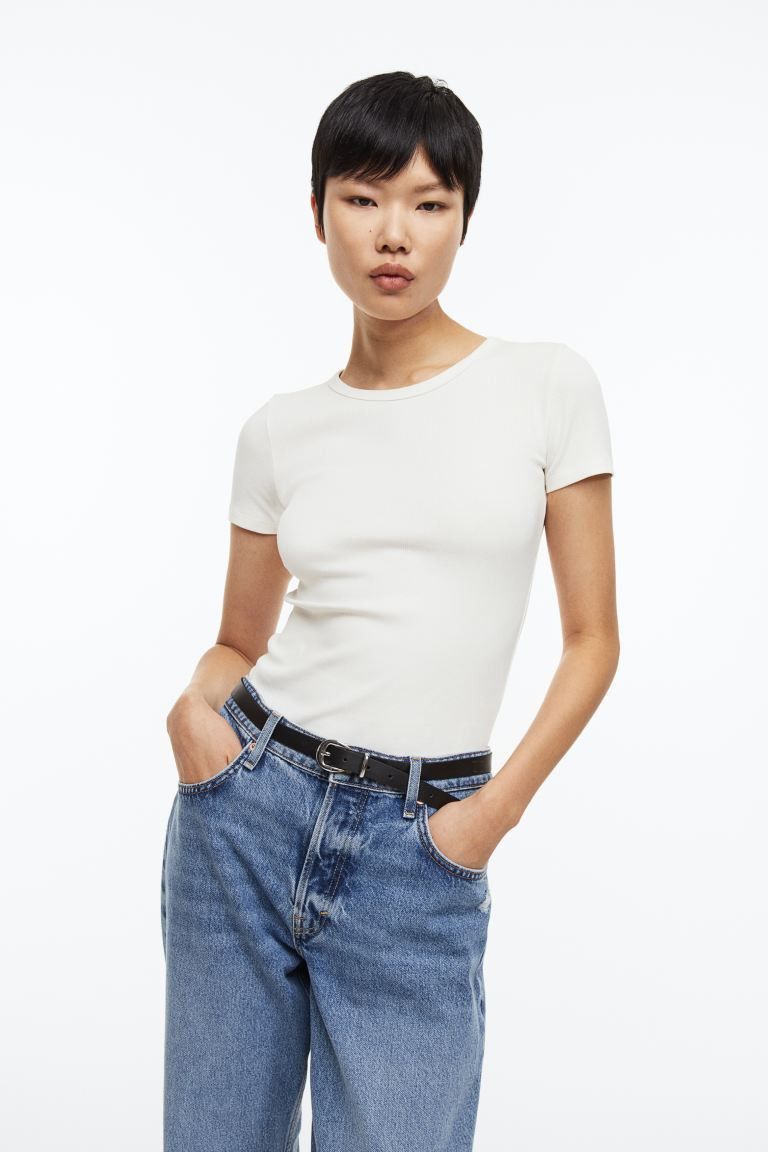 Fitted Ribbed Top | White Top Tops | HM top Outfit | Spring 2023 Outfits | Spring Fashion | H&M (US + CA)