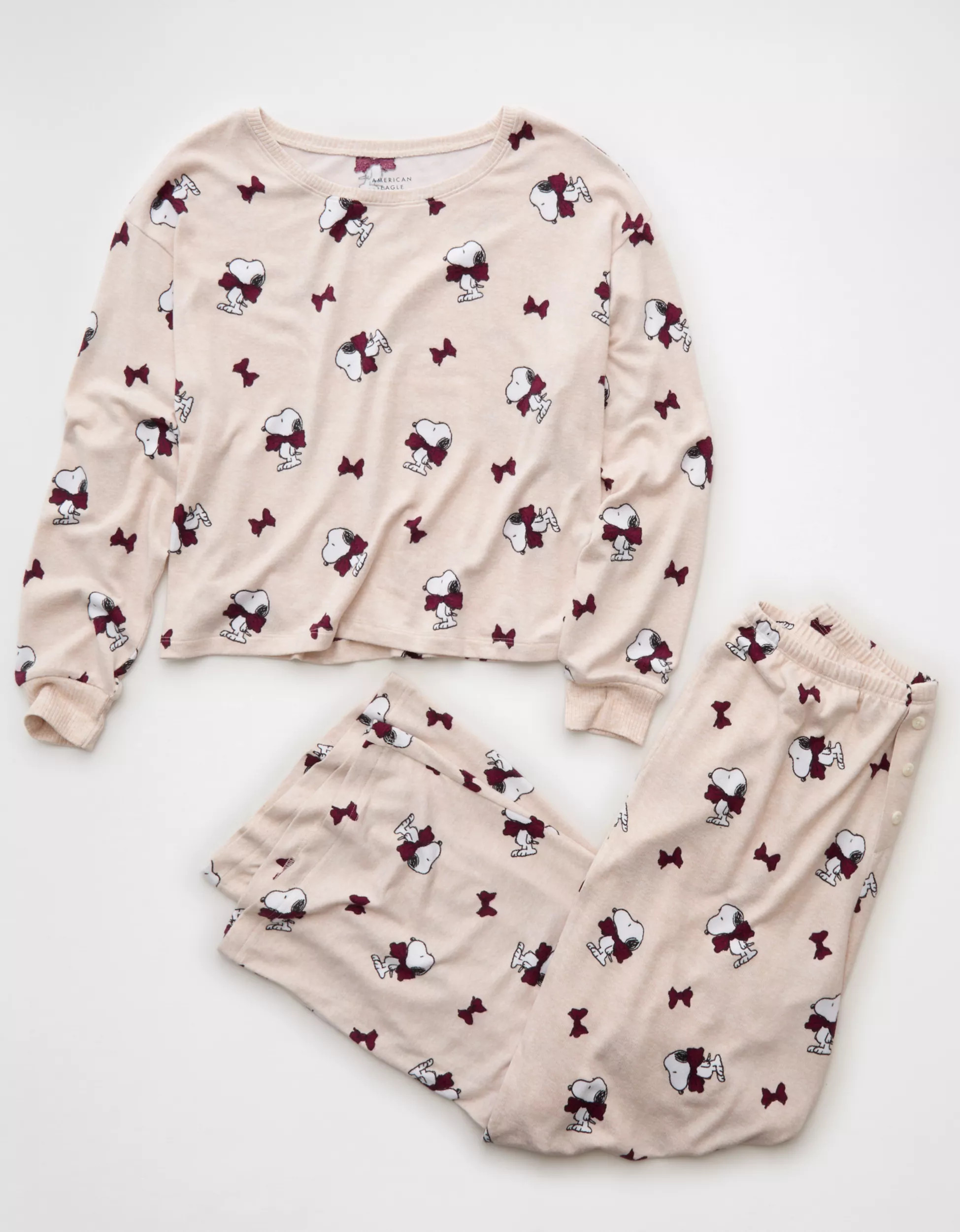 AE Luxe Plush Snoopy Long-Sleeve & Pant PJ Set | American Eagle Outfitters (US & CA)