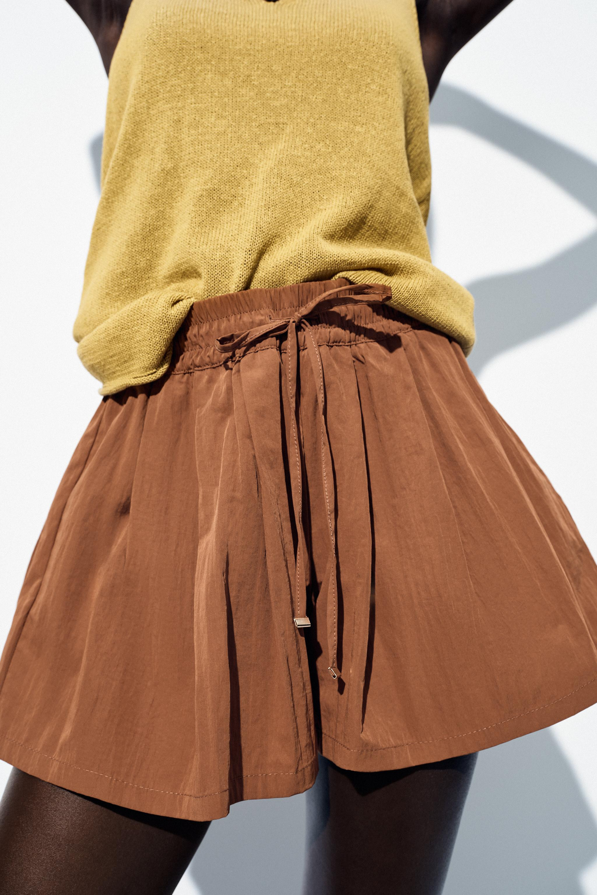 BERMUDA SHORTS WITH ELASTIC WAIST | Zara US
