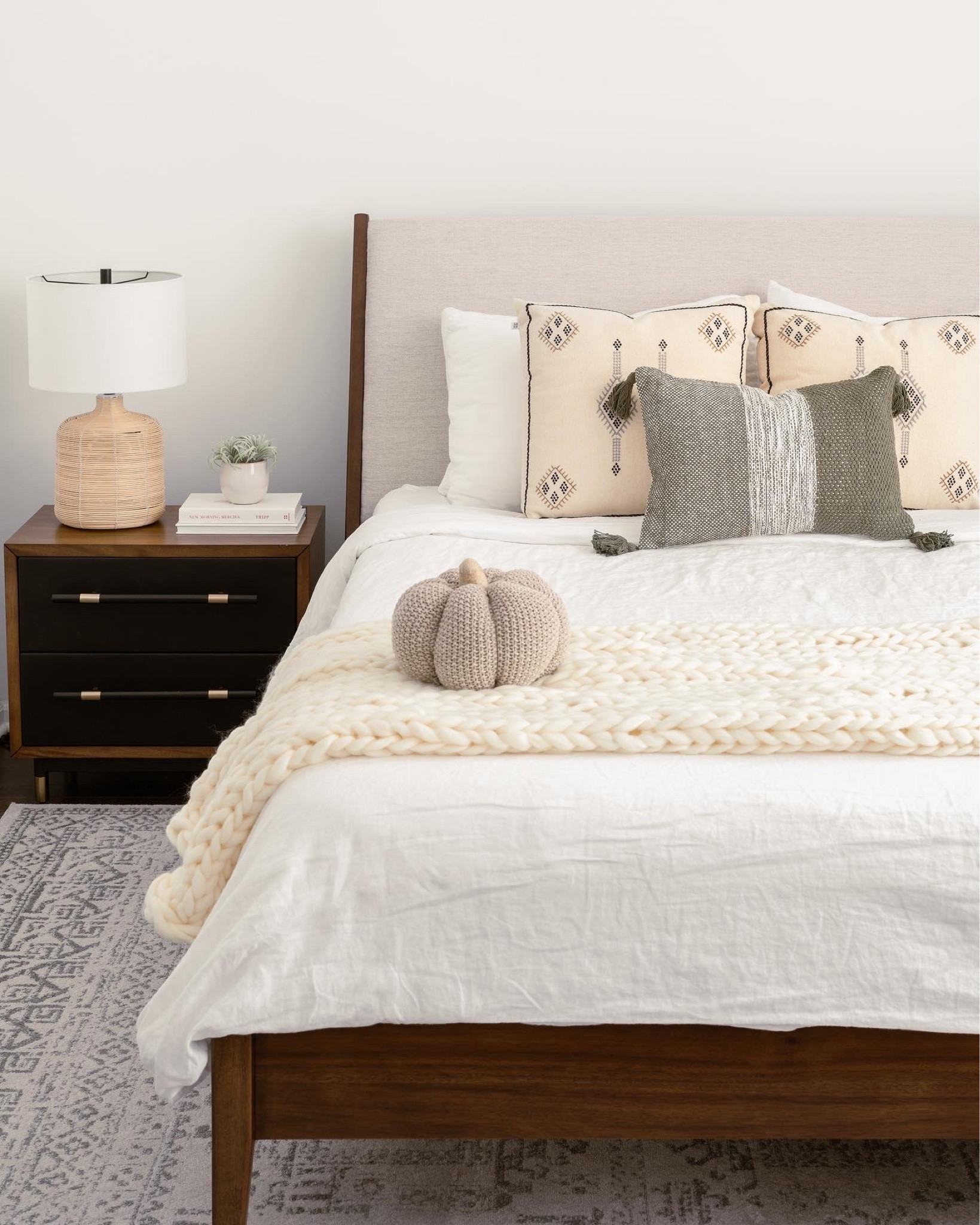 Fall Decor, Walmart Finds, Bedroom Decor 

#WalmartPartner #WalmartHome #Walmart @Walmart 

#LTKSeasonal #LTKhome
