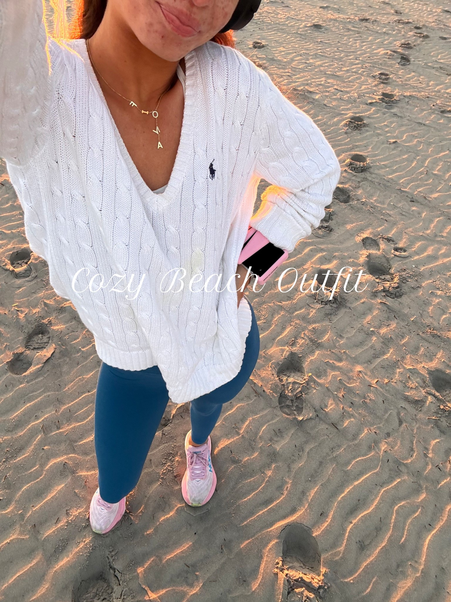 Cozy beach walk outfit 🌊
 Sweater is polo- won’t let me link 
Leggings are from Splits59- won’t let me link 
Weights and shoes 
My shoes and the linked ones aren’t the same exact color but look very similar !

#LTKSeasonal #LTKItBag #LTKStyleTip
