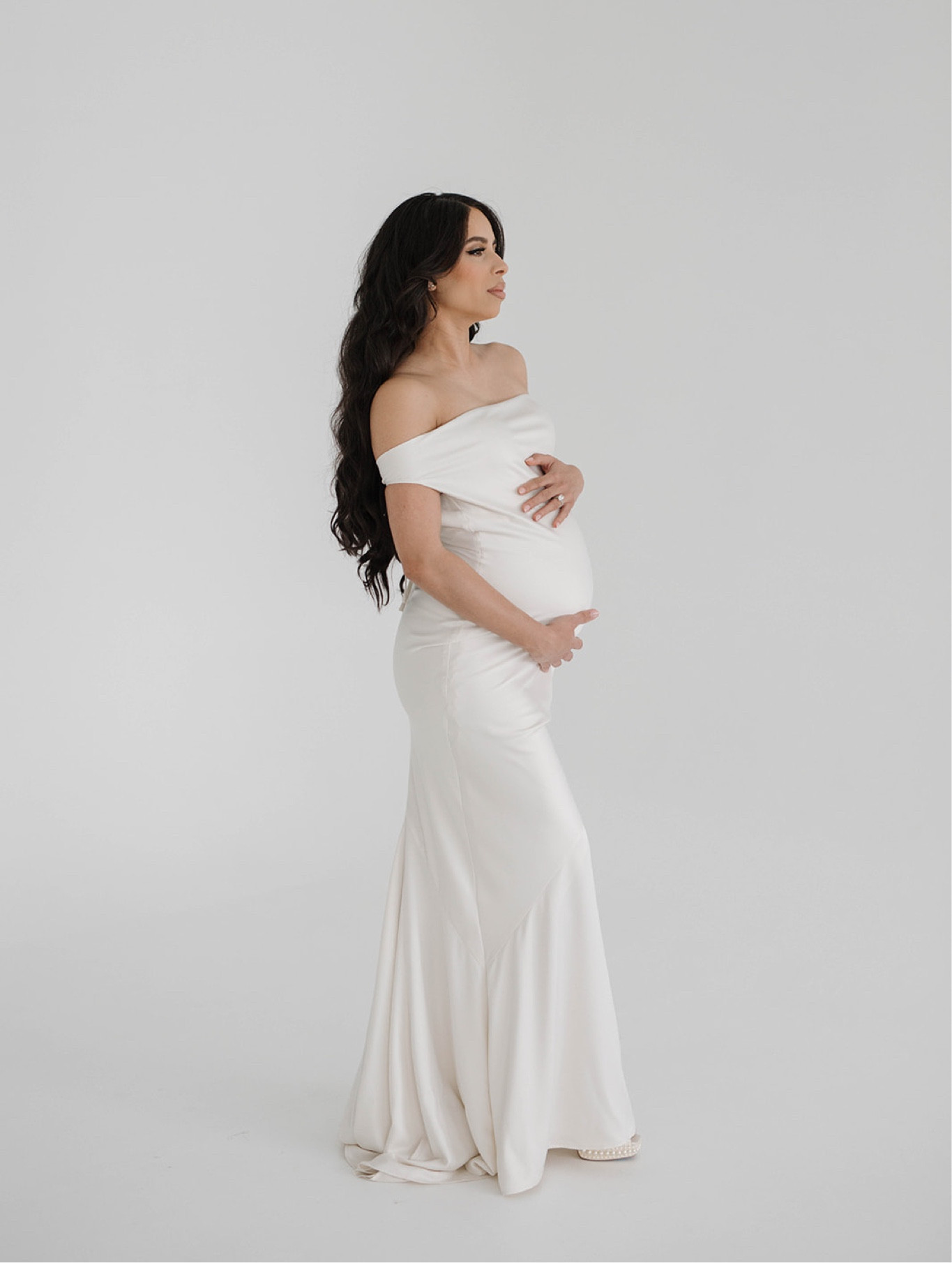 My maternity session 🤍🕊️
#maternity #bump

#LTKshoecrush #LTKstyletip #LTKbump