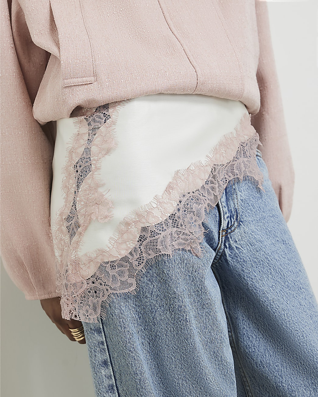 Cream Lace Trim Waist Scarf | River Island UK & IE