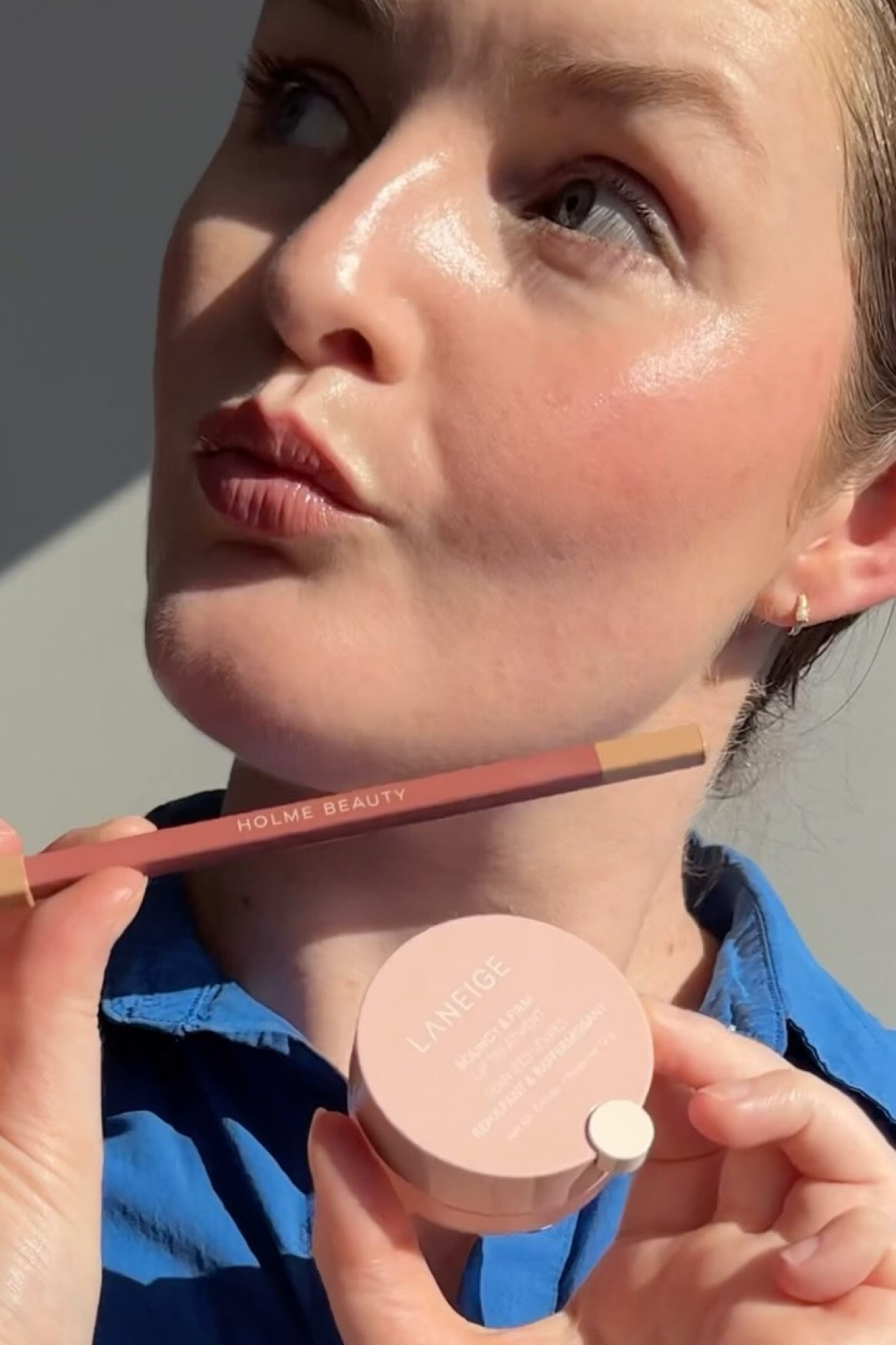 Here’s your sign to try a liner + your fave lip treatment for a nourishing & glossy lip combo 🌸

@iainjeffery suggested pairing the gorgeous new @laneige_anz Bouncy & Firm lip treatment with a lip liner (I used a fave from @holmebeauty ) and I’m obsessed! Nourishing with a high shine finish ✨

*pr samples
#lipcombo #liptreatment #holmebeauty #laneigeliptreatment