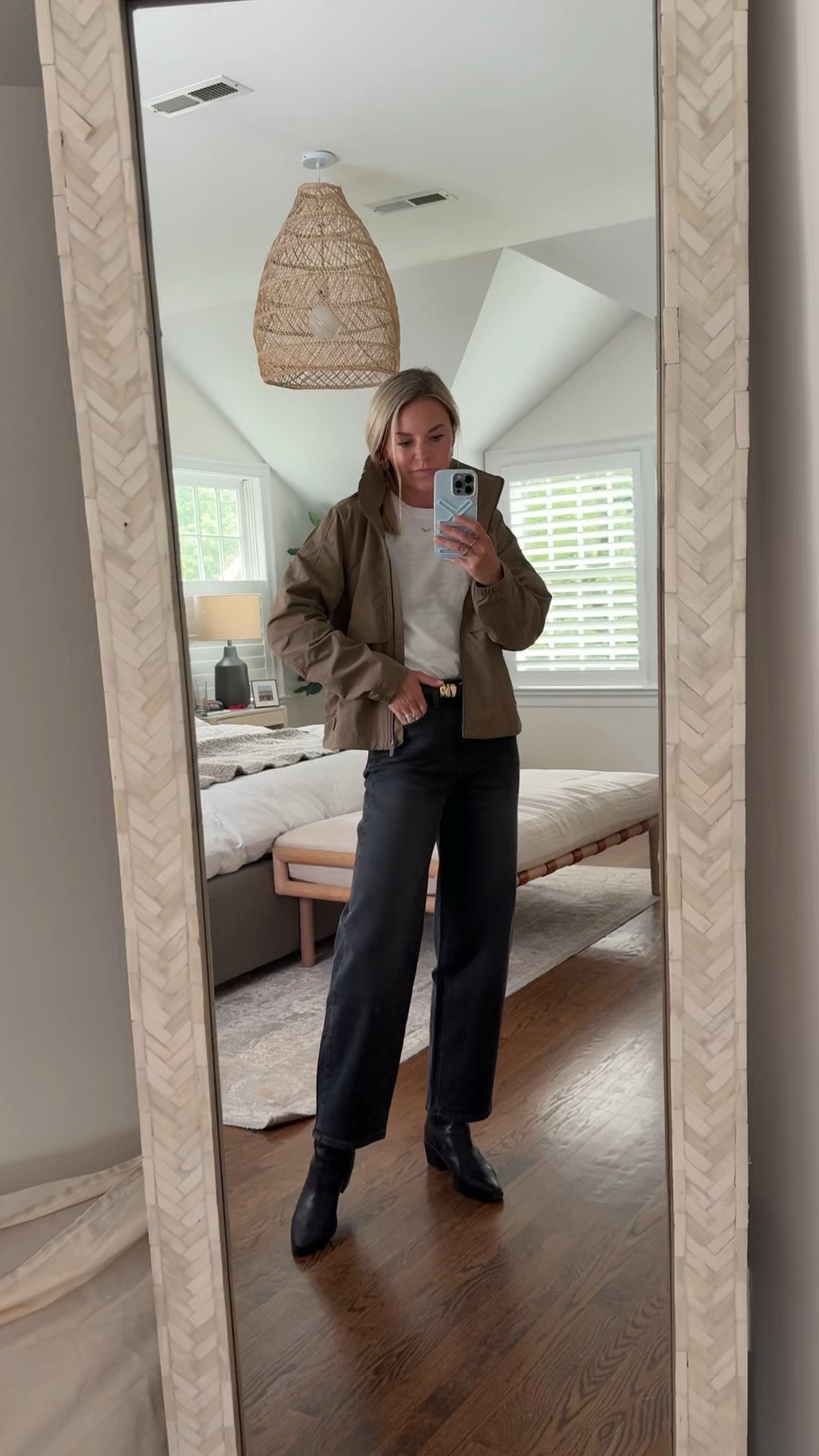 new fall finds all under $100! This lightweight jacket will be perfect for transitioning into fall and the cut and fit of these jeans are spot on! 
•small jacket, tts
•small tee, tts
•small belt, tts
•26 jeans, tts, I’m 5’5

@Quince #quinceparter

#LTKgrwm