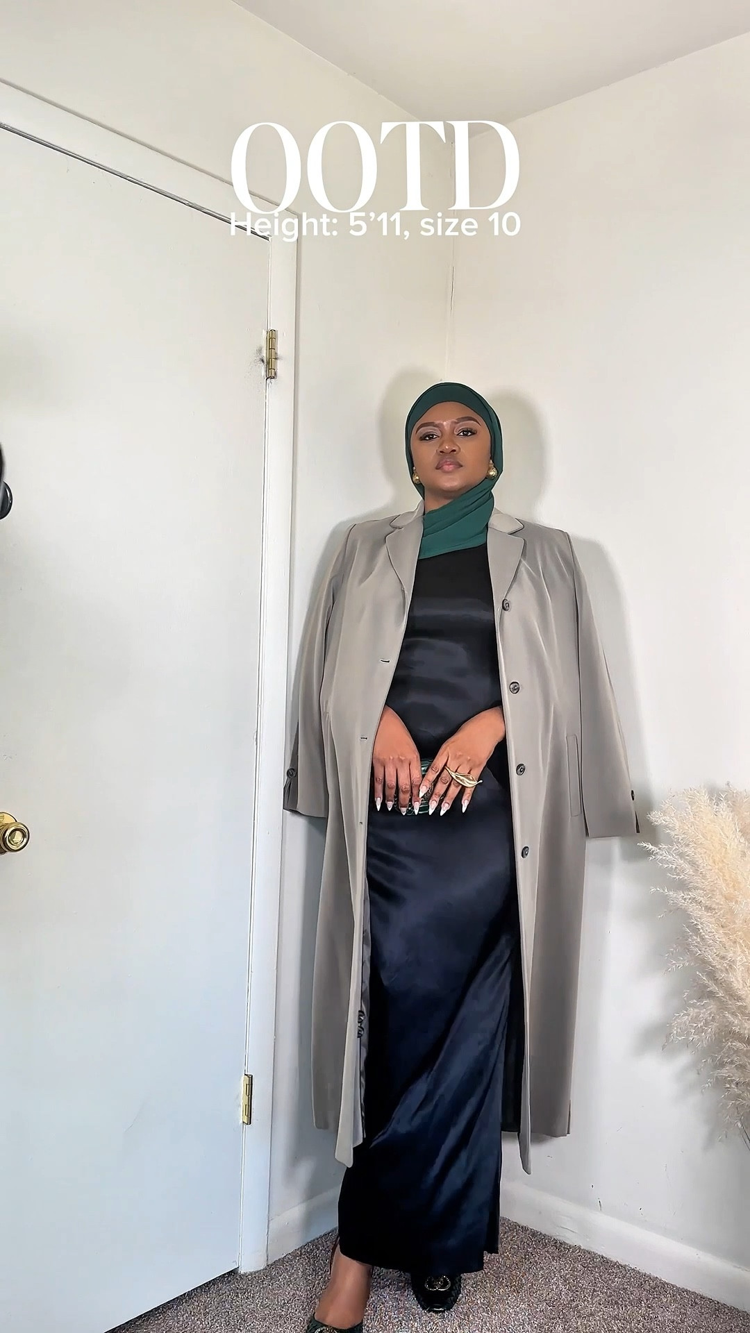 This black long dress = my most worn piece 🤍
I style it casually, dress it up, and reach for it year-round.
Linked here so you can recreate every look effortlessly.

🖤 Tap to shop the dress + styling pieces

black dress • capsule wardrobe • everyday outfits • minimalist fashion •
wardrobe basics 

#LTKNYFW #LTKValentine #LTKootd