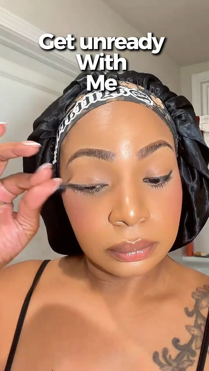 The best part of my day? Washing it all off. 🤍

Come unwind with me as I take off the makeup, reset my skin, and get ready for a good night’s sleep. Sometimes the nighttime routine is just as important as the glam. ✨🌙

Everything I used is linked if you’re curious! 🤍

#GetUnreadyWithMe #NightRoutine #SkincareRoutine #SelfCare #BeautyRoutine #ResetRoutine #GRWM #EveningRoutine #LTKBeauty

#LTKgrwm #LTKdayinmylife #LTKSaleAlert