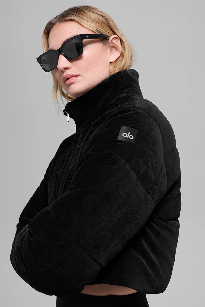 Micro Corduroy Dreamy Puffer$187$268$187$268or 4 installments of $46.75 by | Alo Yoga (US)