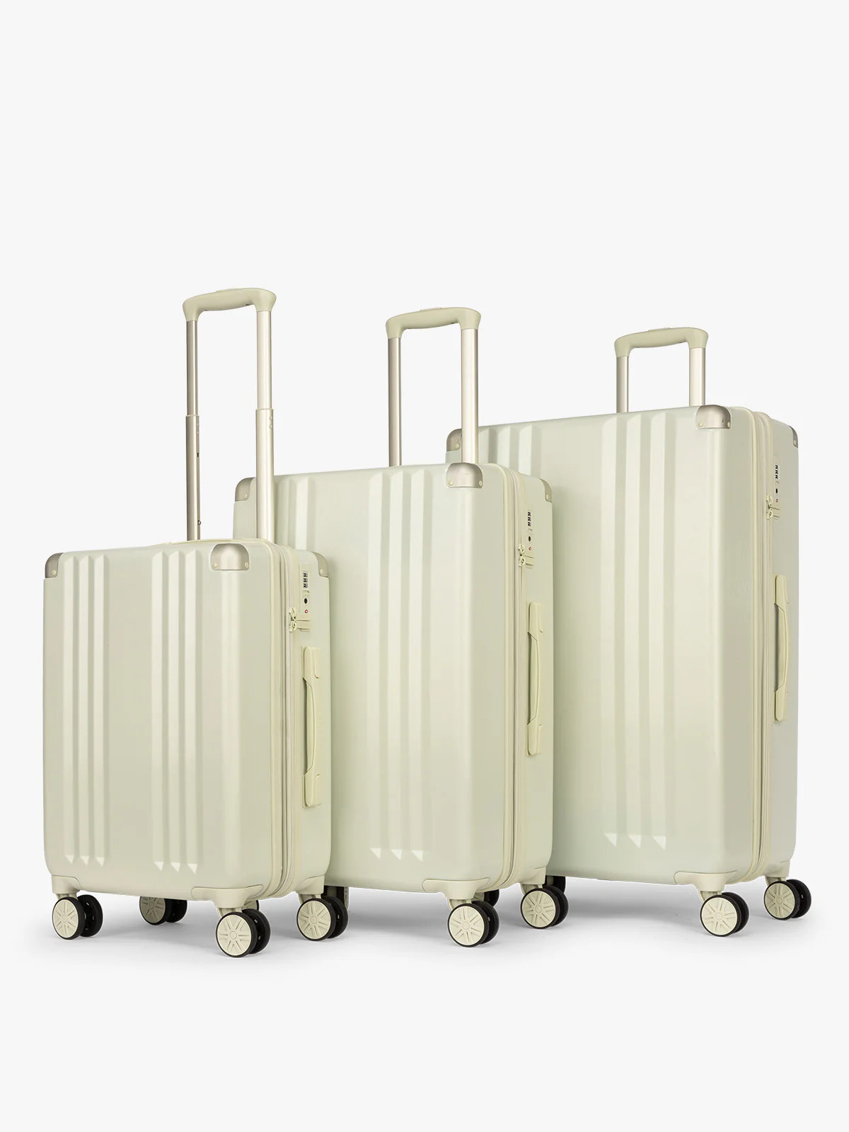 Ambeur 3-Piece Luggage Set in Celadon | CALPAK