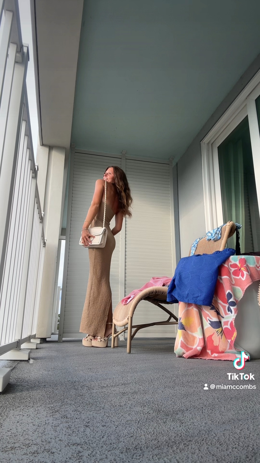 Dinner at the beach ootd!!! 🤎 purse is linked in my tiktok!!!🤍🥥🐚

#LTKSummerSales #LTKStyleTip #LTKU