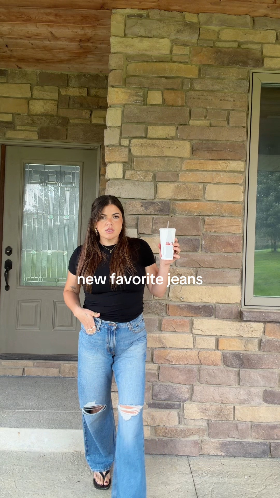 New favorite jeans by the way! And of course they are @levi / I grabbed them at @Target in size 32

They are more of a midrise and fits so good!!￼