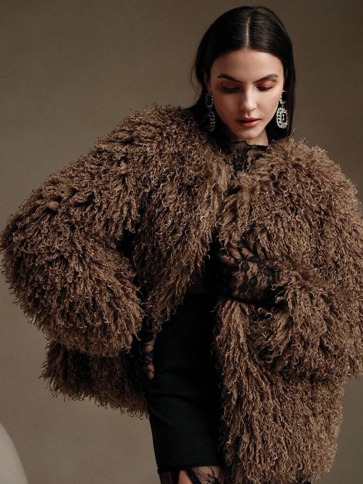  Anewsta Short Fashionable Fluffy  | SHEIN