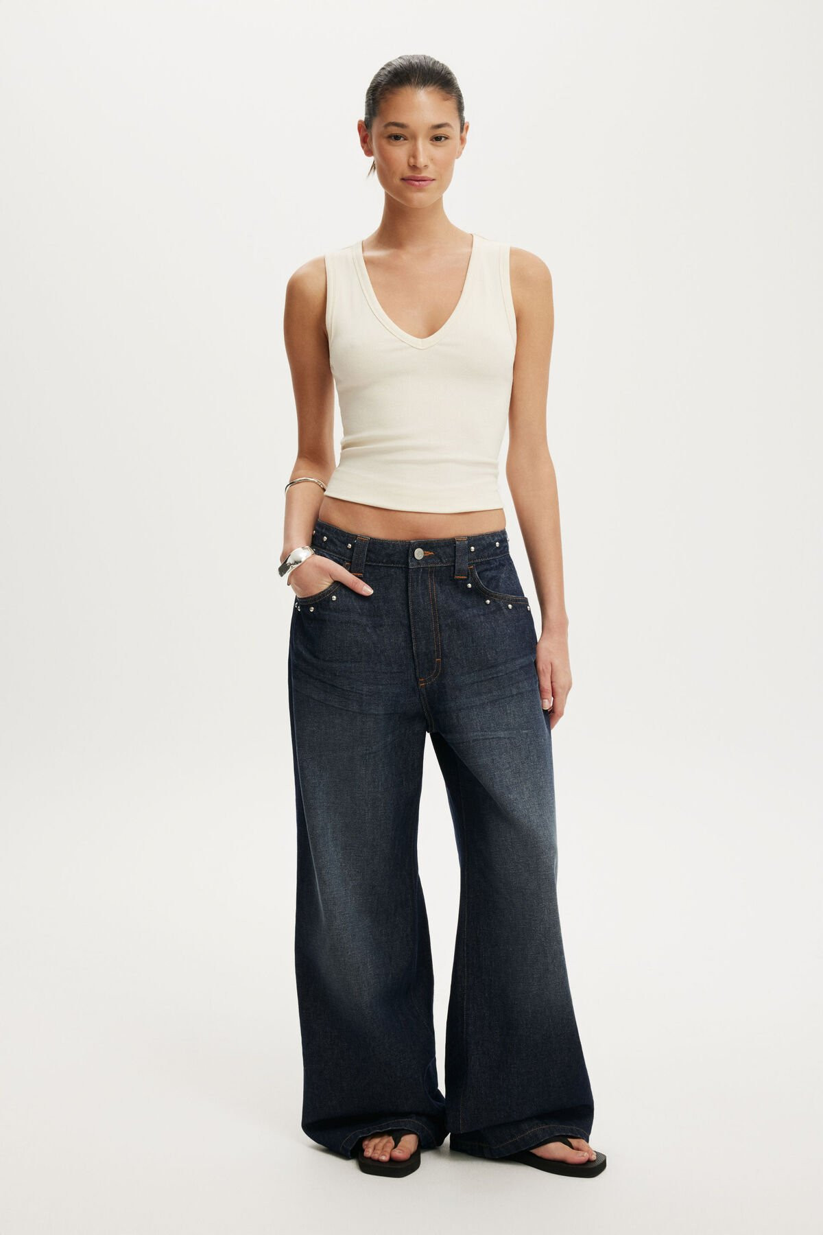 Low Super Baggy Jean | Cotton On (UK)