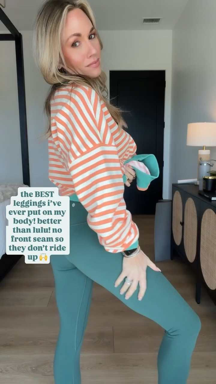 My favorite Amazon leggings! So comfortable and they have no front seam!

#LTKfitnessgoals #LTKootd #LTKmomlife