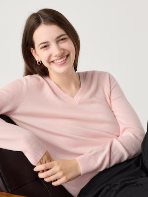 WOMEN'S 100% CASHMERE V NECK SWEATER | UNIQLO AU | Uniqlo Australia