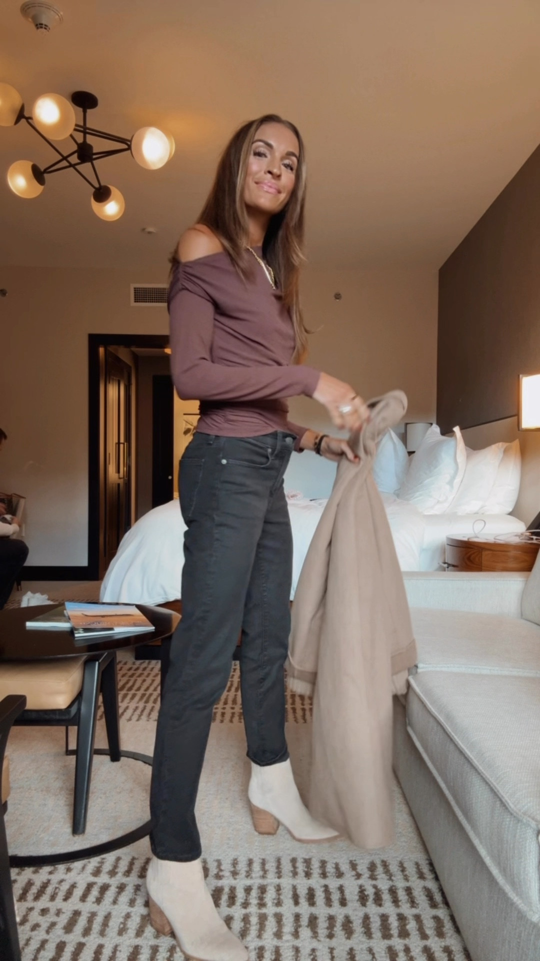 neutral fall outfit 🤎


#falloutfit #fall #fallbooties #datenight