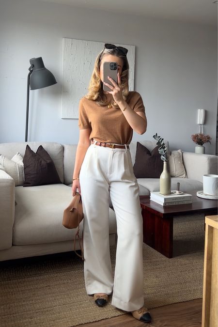 Abercrombie trousers w23, short length in the curve love range
Lilysilk top size small (the code 20Lily will get you 20% off) 
Bag is the Polene Beri bag 🫶🏼