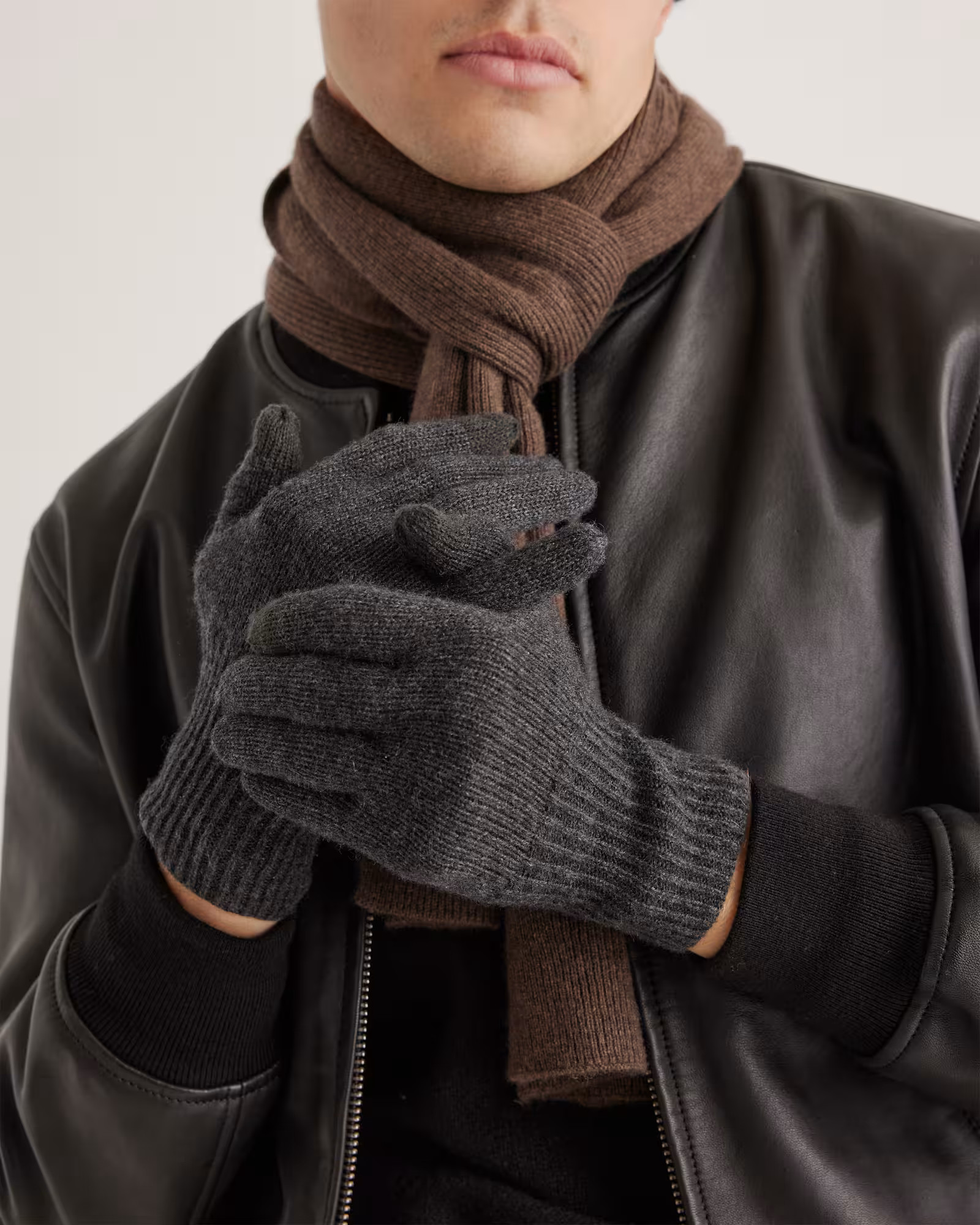 Mongolian Cashmere Gloves | Quince