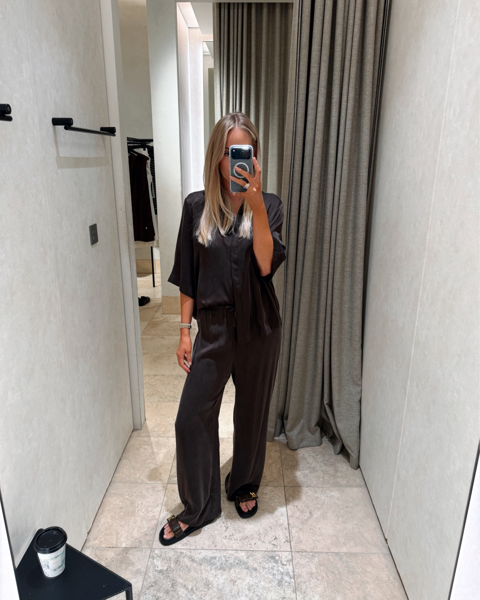 SALE PANTS THAT I COULD HAVE IN ALL THE COLOUR OPTIONS! I find these run true to size. I’m wearing a size 10. Which is your favourite? 

#LTKsale #LTKCyberWeek #LTKaustralia