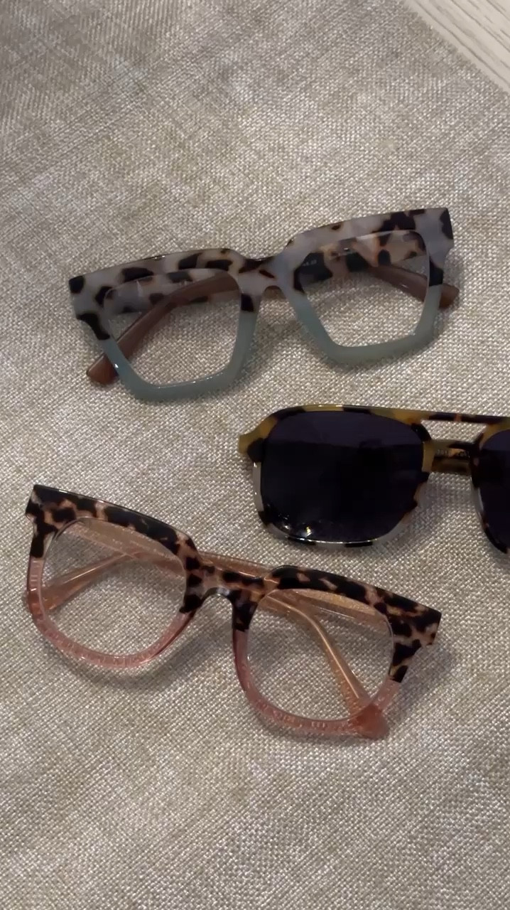 Love these glasses!

Glasses 
Sunglasses 
Accessories 
Fall accessories 
Moreewithmo 

#LTKFindsUnder100 #LTKStyleTip #LTKSeasonal