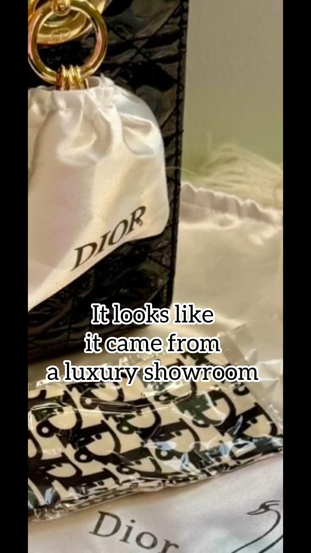 ✨This is Bag 10 in my Affordable Handbag Series and she’s giving timeless elegance with a modern edge.
 If you’re a woman over 40 who loves polished, classic style—this black patent quilted bag was made for you.

👜 Structured. Sophisticated. Affordable. The high-shine patent finish, top-handle detail, and quilted design scream luxury—but she’s actually budget-friendly!

🎯 Not caught up on the series? You’re missing 9 other stunning bags—all timeless, all affordable.
 Tap my profile and binge the full series!

🛍️ Tap the bag in the reel or head to my LTK shop to grab this beauty + everything I style

📲 Follow me @atalldrinkofstyle for classic, everyday style for tall women & women over 40  📎 SAVE this if you're building a timeless wardrobe 📤 SHARE with a friend who loves luxe for less 💬 Which of the 10 bags has been your favorite so far? Tell me in the comments!

#AffordableStyleForWomen #ClassicStyleOver40 #BlackQuiltedBag #ElevatedEverydayStyle #TimelessFashionFinds


#LTKOver40 #LTKWatchNow #LTKItBag