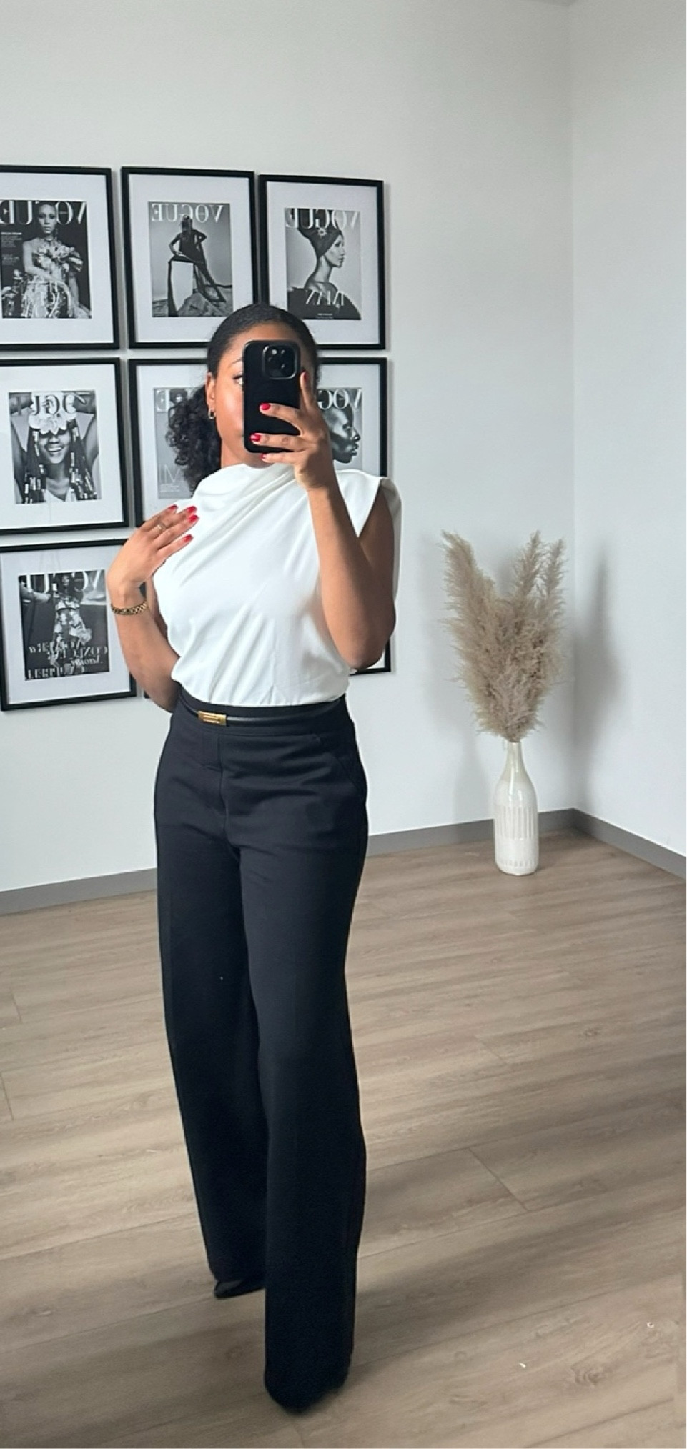 Sleeveless white top with black SPANX bottoms for work

#LTKWorkwear