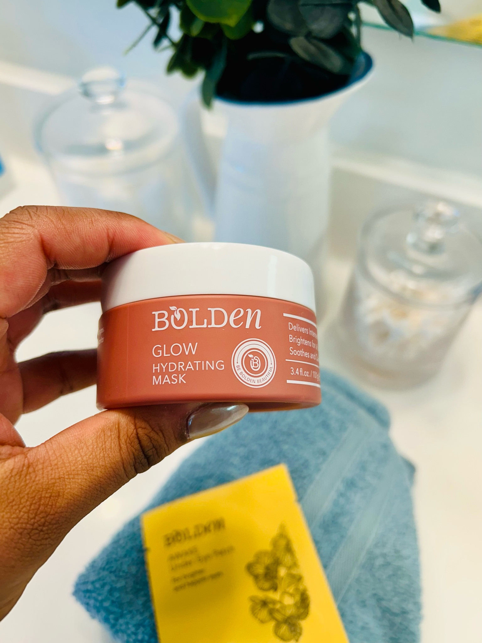 This mask is so so good!! I LOVE the eye mask because they don’t slip! 

#LTKActive #LTKBeauty #LTKU