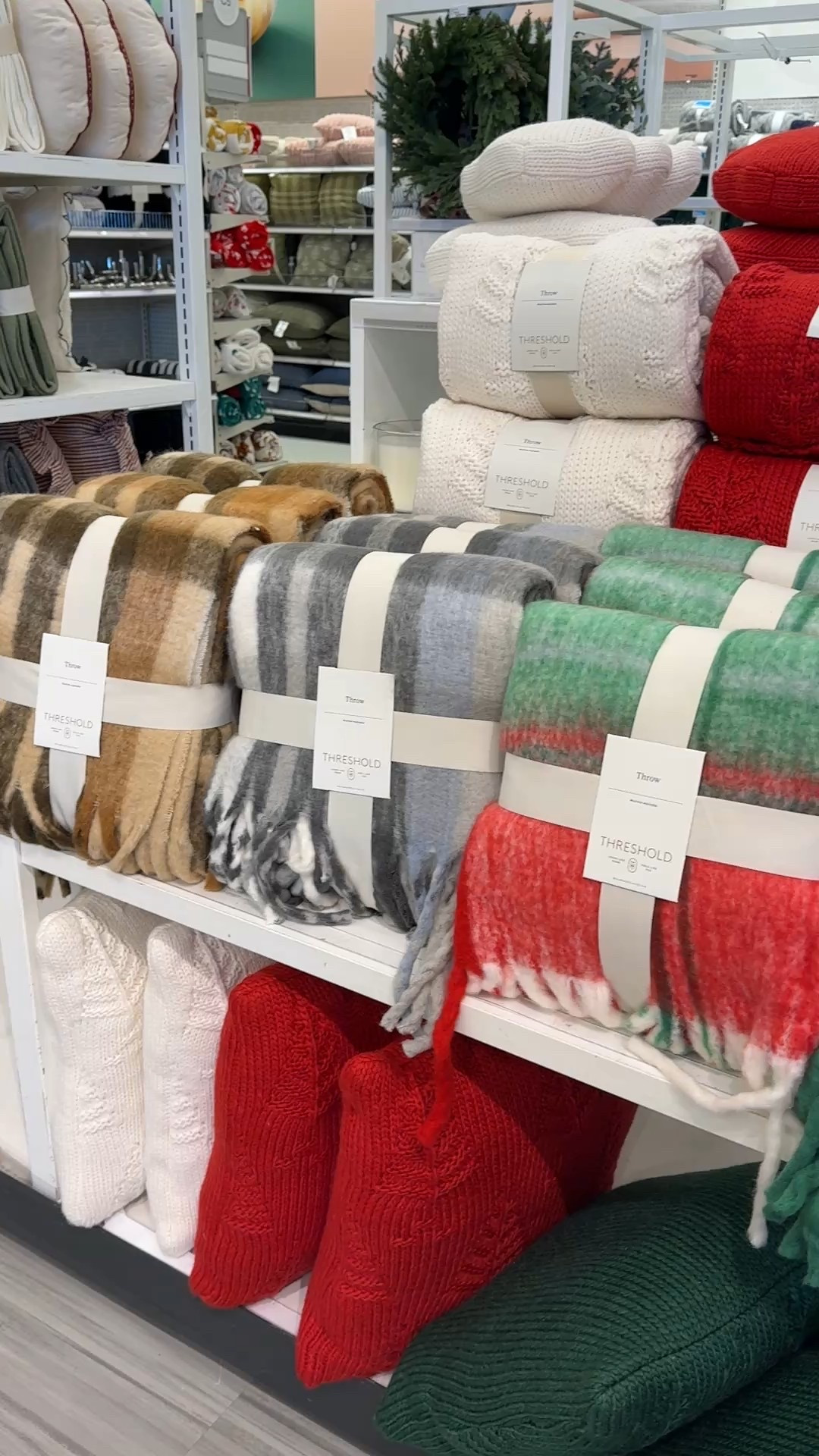 Holiday throw blankets to refresh your home and have it festive for this holiday season! 

#LTKHoliday #LTKHome #LTKFindsUnder100