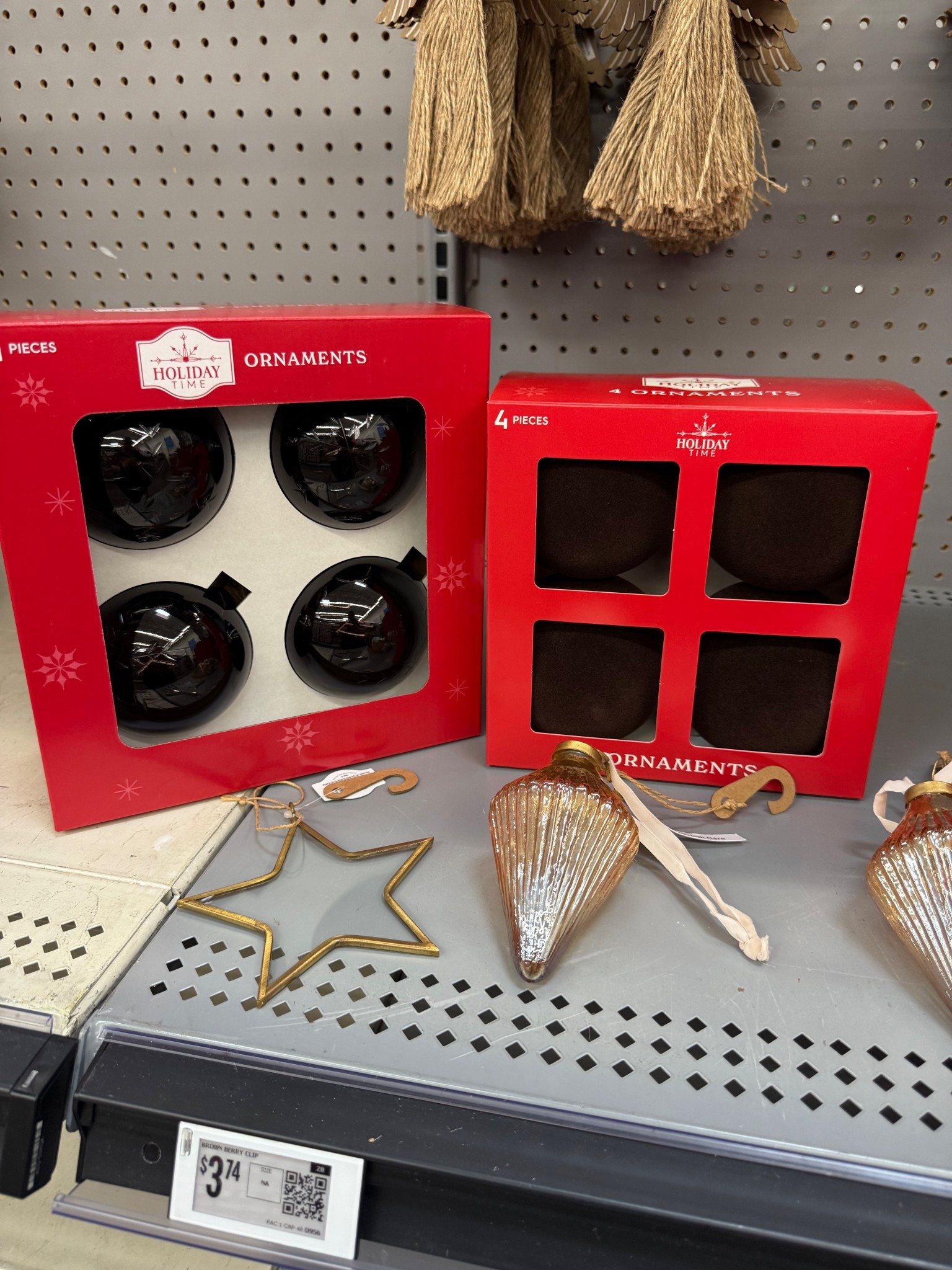 New ornaments at Walmart | neutral Christmas ornaments | holiday collection 

#LTKHome #LTKSeasonal