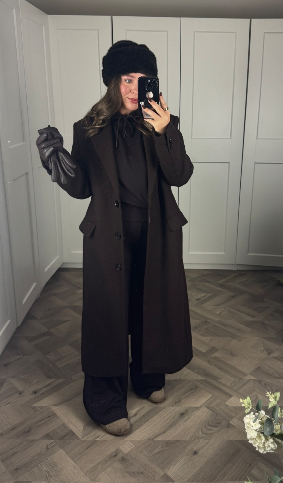 wrapped up, tonal brown outfit for a festive day out ❄️

I wear a medium in the tracksuit 

#LTKfestive #LTKwinter #LTKmidsize