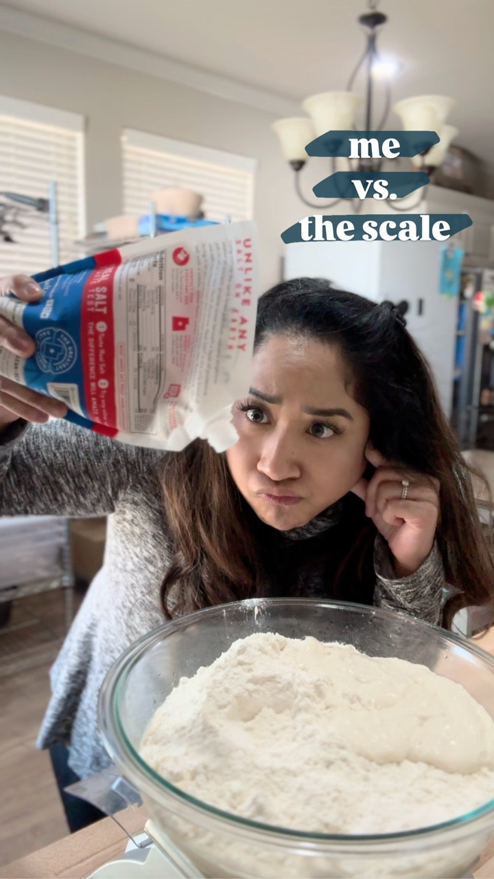 Me: adds crumb
Scale: 1g over
Me: removes crumb
Scale: 2g under
Me: okay, guess i’ll spiral 

Is this an iykyk or an ‘only me?’ moment? Can’t tell. 

#sourdoughfun #lubbocksourdough #sourdoughmicrobakery